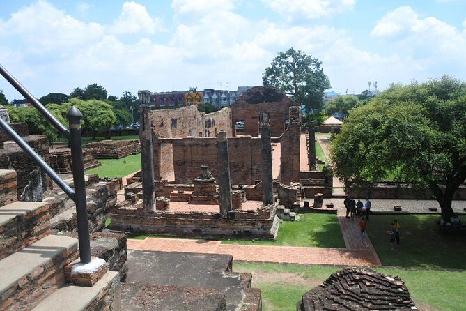 A Day in Ayutthaya: Private 5 UNESCO Temples Tour From Bangkok - Stop 6: Wat Chaiwatthanaram and Prasat Thong’s 1630 Vision