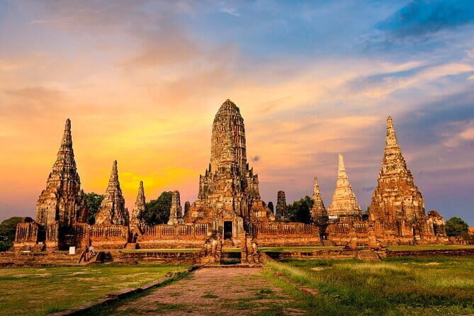 Ancient City & Temples of Ayutthaya ( UNESCO ) by River Cruise with Buffet Lunch - Wat Phra Si Sanphet: pagodas and the royal temple core