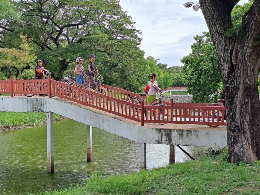 Ayutthaya City and Historical Park Bike Tour - Meeting Near Pom Phet Fort: Why That Starting Point Works