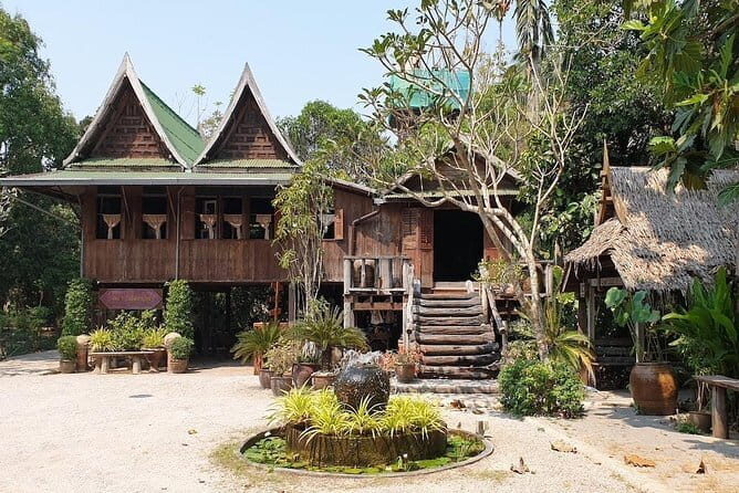 Ayutthaya, Damnoen Floating & Maeklong Railway Market Day Tour - So, Should You Book This Day Trip?