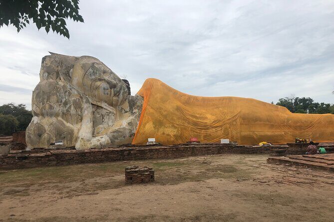 Ayutthaya Day Tour By Coach and Cruise - Wat Phra Sri Sanphet: the royal palace complex centerpiece