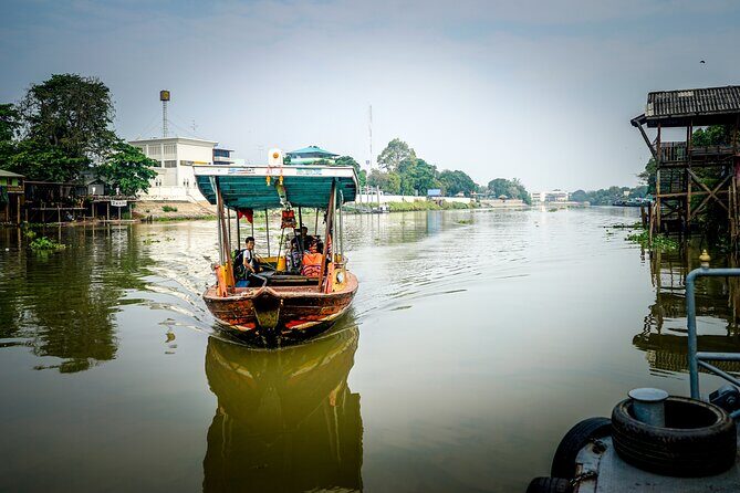 Ayutthaya Famous Temple & Scenic Boat Tour From Train Station - What to wear and bring for temple time and the river