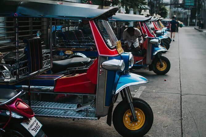 Ayutthaya Heritage Town Cultural Triangle Tour by ATV - Ayothaya Floating Market: 30 minutes of tastes and local life
