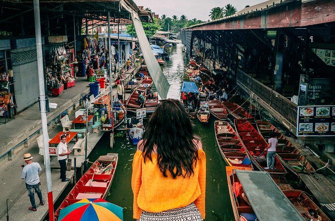 Ayutthaya, Maeklong Railway, Damnoen Saduak Floating Market - Timing and comfort: the 12-hour day and how to survive it