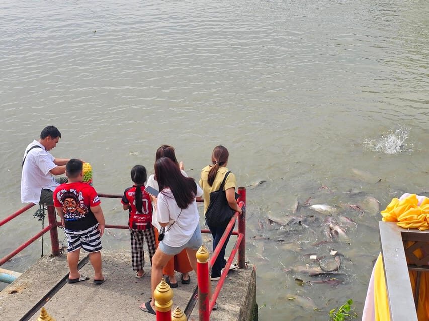 Ayutthaya: Private Boat Tour with Optional Temple Visits - Price and value: private boat time for a small group