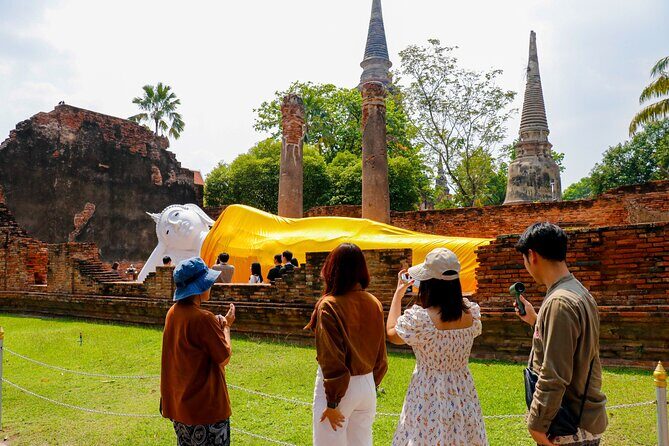 Ayutthaya Summer Palace and Temples Day Tour from Bangkok - The Guide Factor: Why English Explanations Change Everything