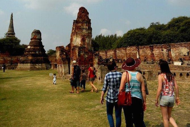 Ayutthaya UNESCO Temples Group Tour with Lunch - Stop 4: Wat Chaiwatthanaram on the Chao Phraya River