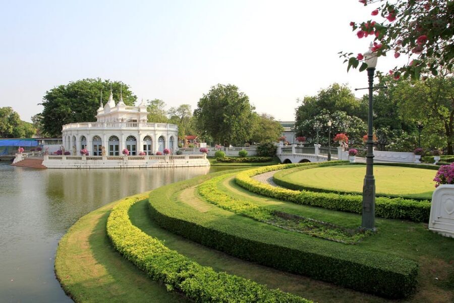 Bangkok: Audio guides for Bangkok, Ayutthaya & Chiang Mai - Ayutthaya’s Best Day: Bang Pa-In Summer Palace and the Wat Mahathat Factor
