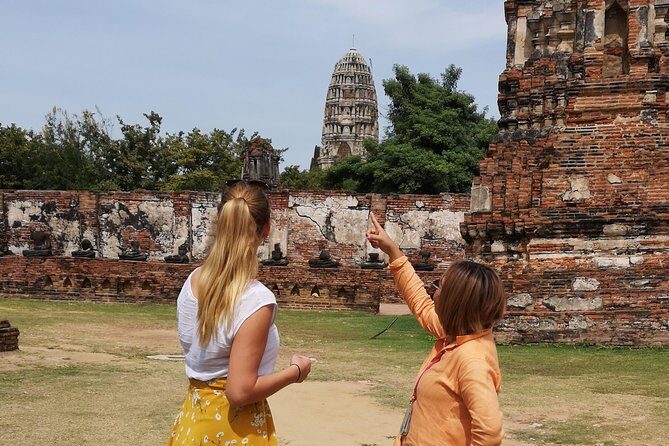 Bangkok: Private Ayutthaya and Bang Pa-In Summer Palace Tour - Bang Pa-In Summer Palace: royal architecture and a clear dress code