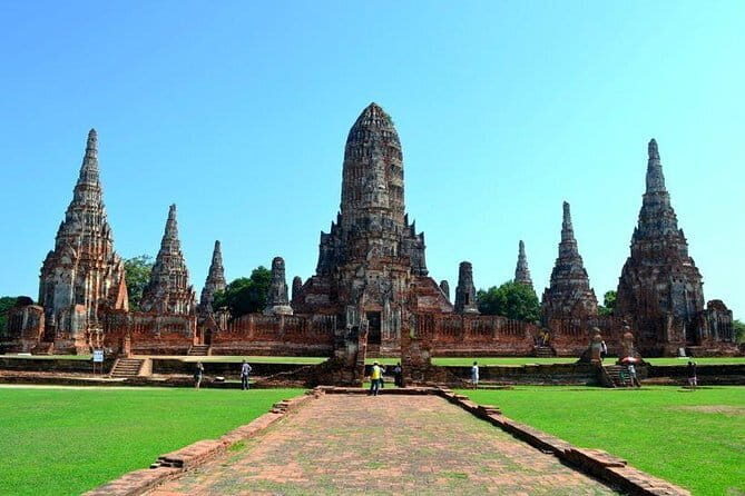 Bangkok to Ayutthaya Lopburi Monkey Temple, Largest Buddha Tour - Lopburi Province and the monkey temple vibe