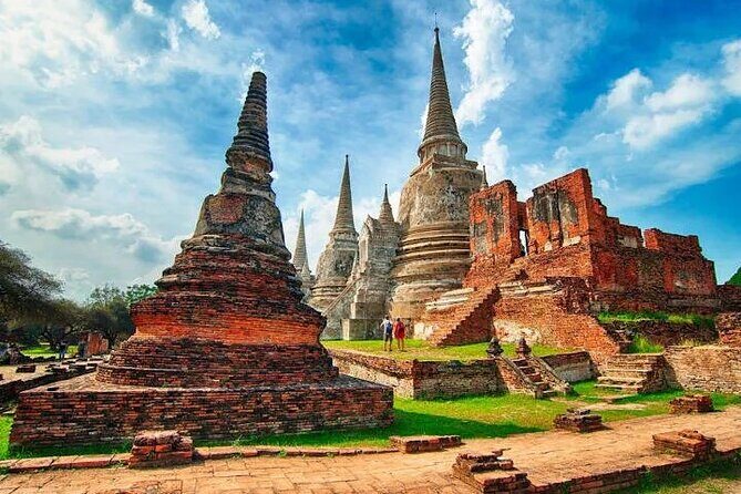 Bangkok to Ayutthaya: Temples & Local Candy One Day Tour - Key things that make this Ayutthaya day trip work