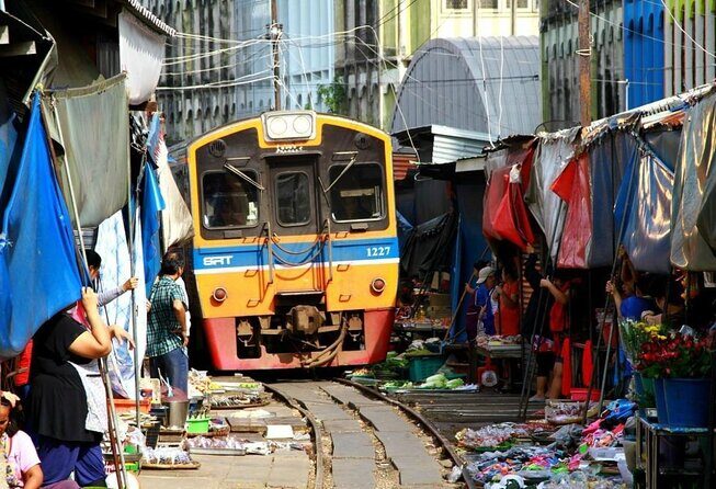 Floating Market and Ayutthaya Guided Day Tour from Bangkok - Why This One-Day Mix Works: Markets Plus Ayutthaya Without the Setup Hassle
