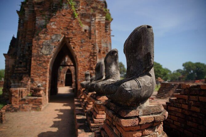 Floating Market and Ayutthaya Guided Day Tour from Bangkok - Included Lunch and Comfort: What the Food and the Van Are Really Like