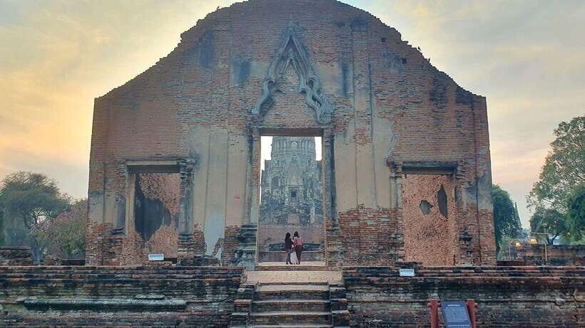 From Bangkok: Ayutthaya Afternoon Tour with Boat & Tuk-Tuk - Ayutthaya Historical Park Break: Time to Wander, Photo, and Shop