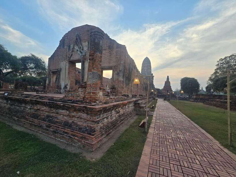From Bangkok: Ayutthaya Afternoon Tour with Boat & Tuk-Tuk - What Makes the Guide Matter (And Why Your Questions Count)