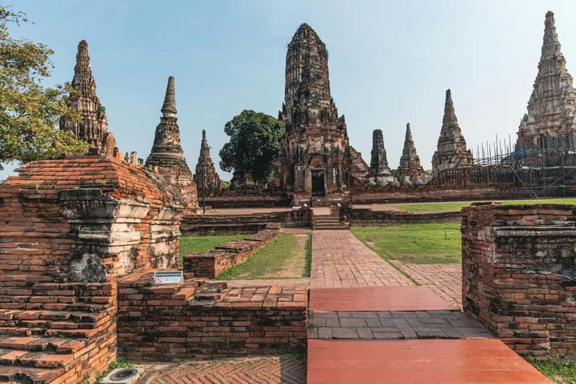 From Bangkok: Ayutthaya Heritage Tour with Sunset Boat Ride - Fruit market snack box: the small break that keeps the day pleasant