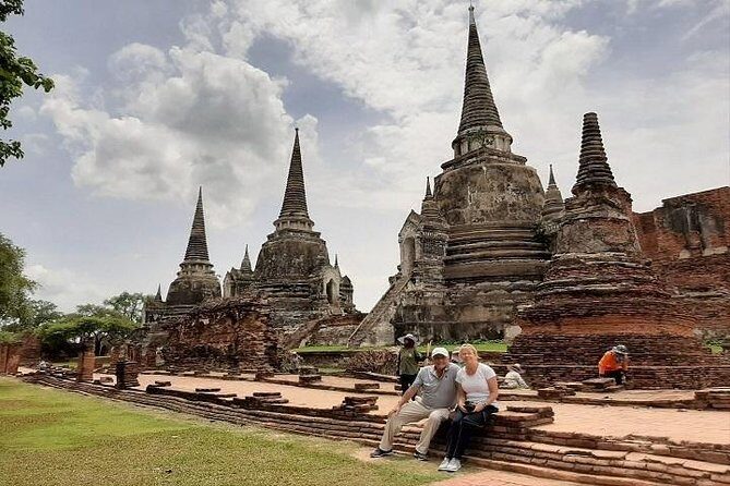 Full-Day Private Ayutthaya and Bang Pa-In Summer Palace from Bangkok - Bang Pa-In Summer Palace: royal retreat and architectural variety