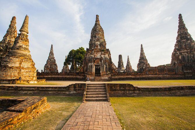 Private Ayutthaya full Day Trip With Private Guide - Price and Logistics: Is $118 a Fair Deal?