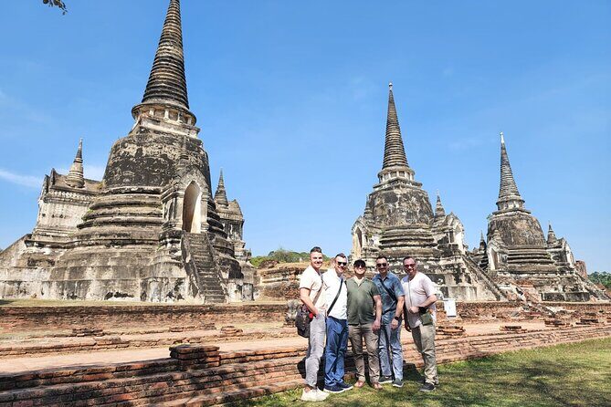 Private Floating Market and Historical Ayutthaya Sightseeing Tour - Bangkok pickup and the run west to Maeklong