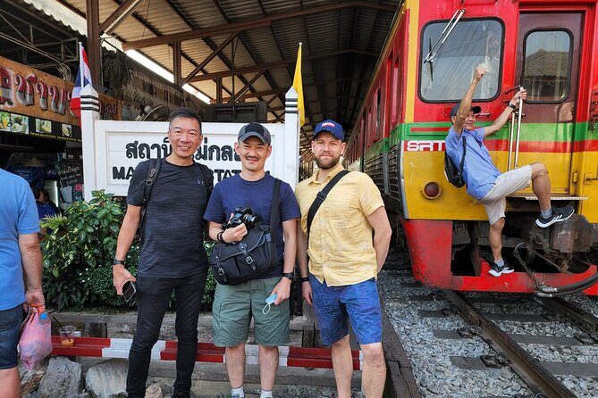 Private Floating Market and Historical Ayutthaya Sightseeing Tour - Who this tour suits best
