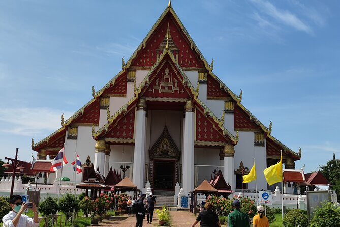 Small Group Tour to Ayutthaya Temples from Bangkok with Lunch - Wat Chaiwatthanaram: Riverside Ruins With Angkor-Wat Influence