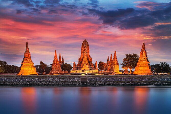 Temples of Ayutthaya Day Tour from Bangkok - Stop 3: Wat Mahathat and the Buddha Head in Tree Roots